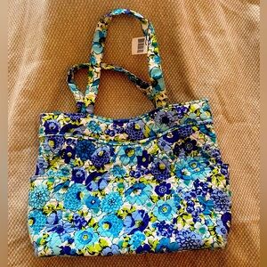 Vera Bradley Tote in Blueberry Blooms